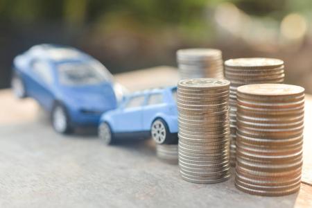 How to reduce your car insurance cost as a young driver