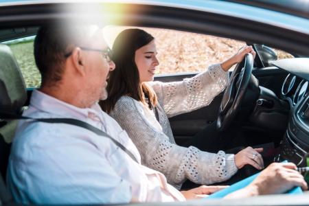 Driving Lessons: Should I learn with an instructor or relative?