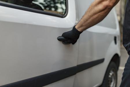 Survey shows one-third (36%) of van drivers fell victim to tool theft last year