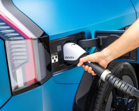 What does the postponed 2030 ban on new petrol and diesel cars mean for electric cars?