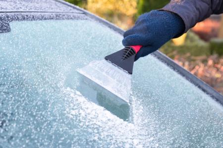 Winter is almost upon us. Here’s how you should and shouldn’t remove ice from your car.