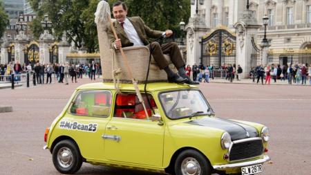 Rowan Atkinson blamed for slow electric car sales