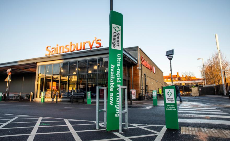 1-in-10 supermarkets in the UK have electric car charging stations