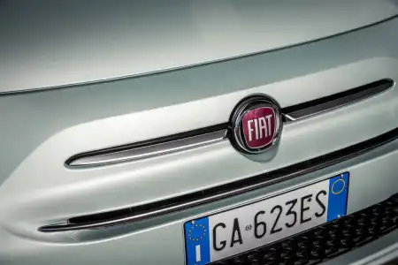 Fiat 500 Hybrid Review