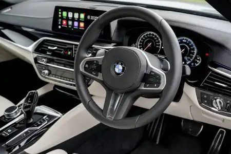 BMW 530e