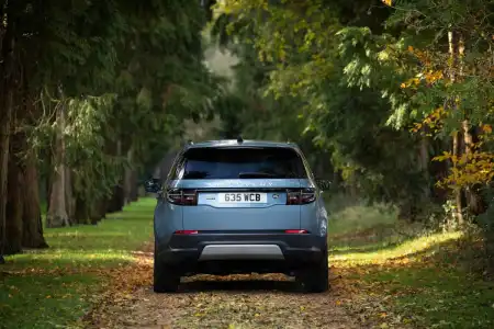 Discovery Sport P300e PHEV 2021 Review