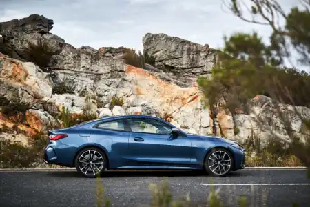 BMW M440i