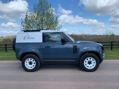 Land Rover Defender 90 Hard Top