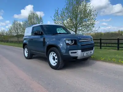 Land Rover Defender 90 Hard Top