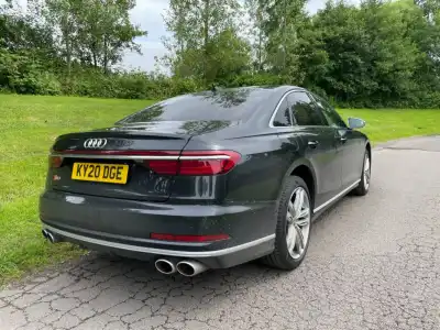 Audi S8