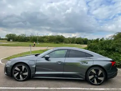 Audi e-tron GT