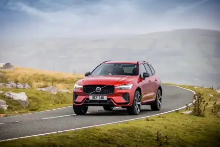 Volvo XC60 Recharge Plug-In Hybrid (2021 - )