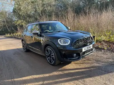 MINI Countryman Plug-in Hybrid Shadow Edition (2022 - )