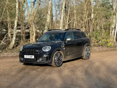 MINI Countryman Plug-in Hybrid Shadow Edition (2022 - )