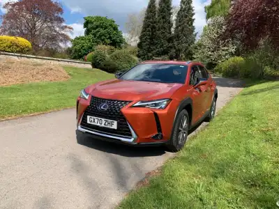 Lexus UX 300e EV (2022 - )