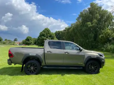 Toyota Hilux (2022 - )