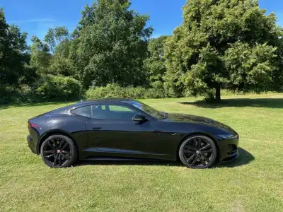 Jaguar F-Type Coupe (2022 - )