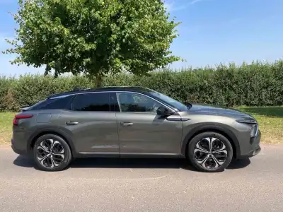 Citroen C5 X Shine Plus Plug-in Hybrid 225