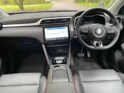 MG ZS EV Trophy Connect Long Range