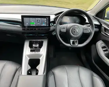 MG5 EV Trophy Long Range (2022 - ) | Regit