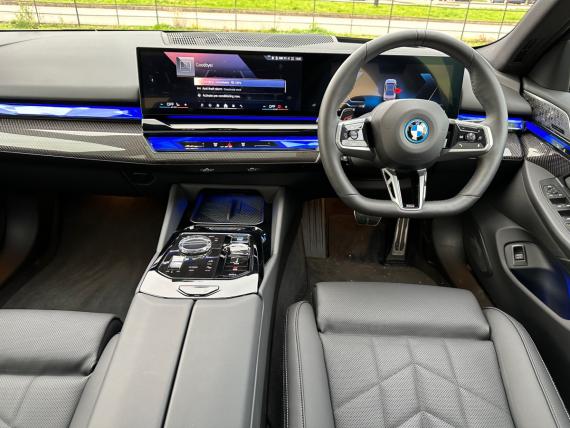 BMW i5 eDrive40 M Sport Pro Saloon